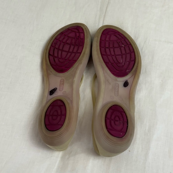 Crocs Isabella Pink Slip On Colorful Sandals Size 10 Summer Casual - Picture 8 of 11